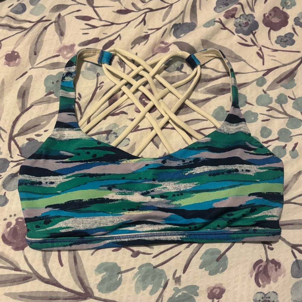 Lululemon Free to be Wild Bra